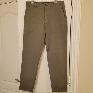 Everlane Performance Chino